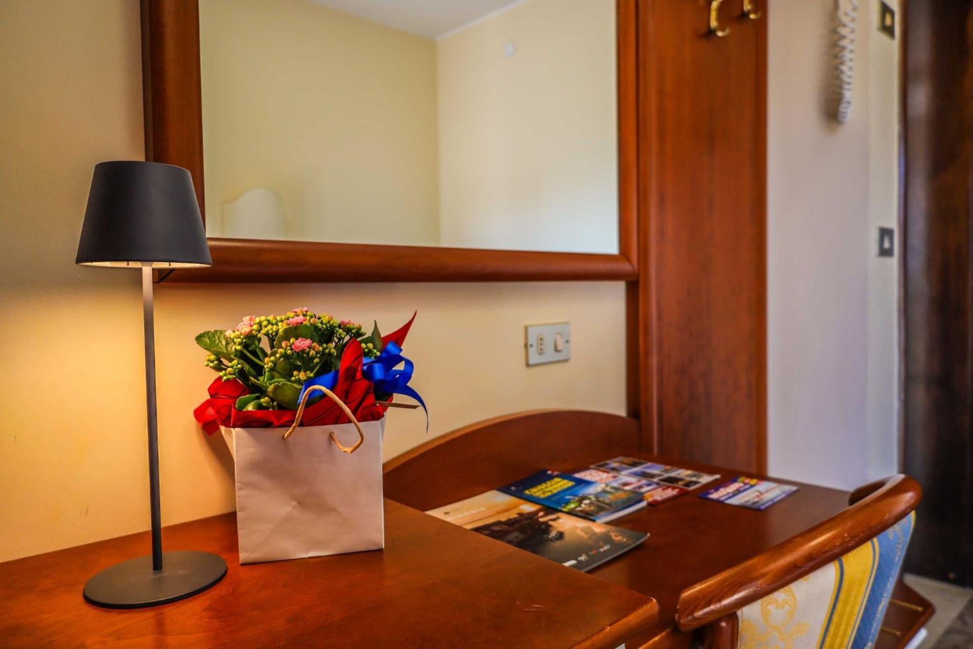 Easy Hotel Meryon Sottomarina Zewnętrze zdjęcie