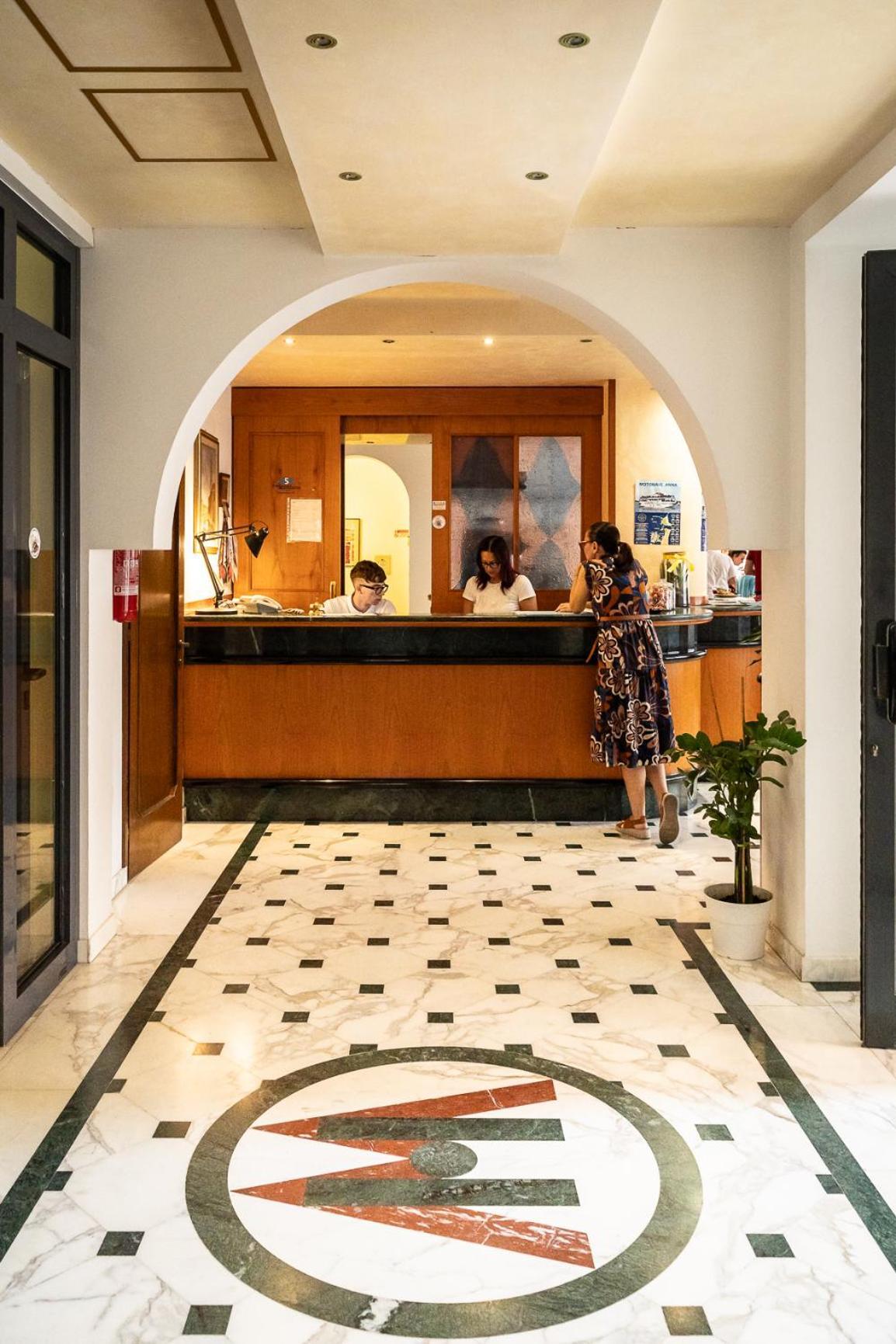 Easy Hotel Meryon Sottomarina Zewnętrze zdjęcie