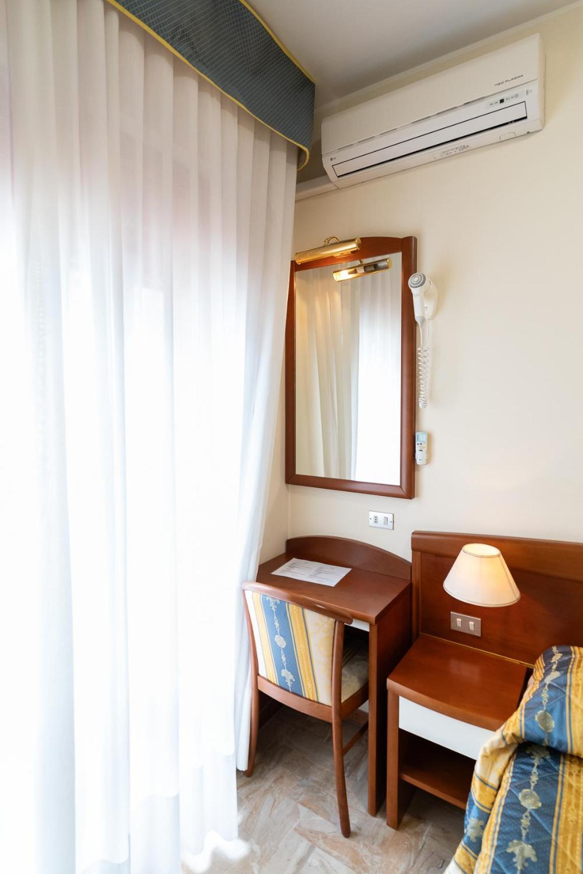 Easy Hotel Meryon Sottomarina Pokój zdjęcie